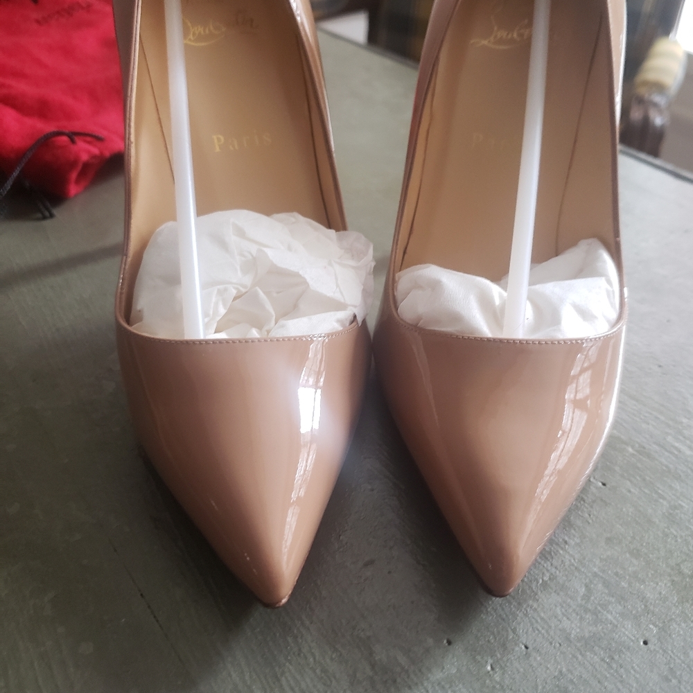 Pumps - Picture 7 of 7